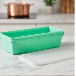 Vintage Tupperware Jadite Green 892 Celery Vegetable Keeper 2 Pcs 12.5"x4.25"×3"